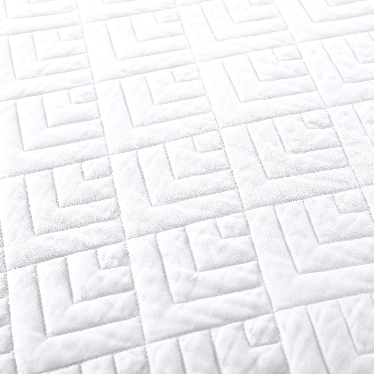 Quilt Set Queen Size Summer Squares Pattern White Bedspread